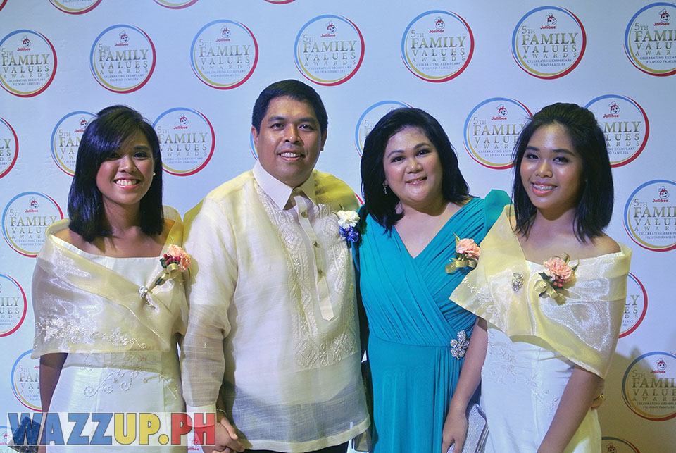 Jolibee 5th Family Values Award Philippines Joseph Tanbuntiong President Blog Blogger Duane Bacon Ramirez Red Carpet