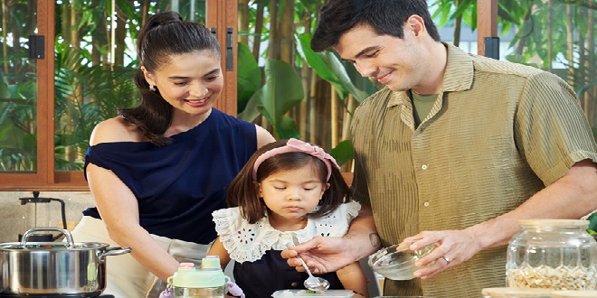 Heussaff Family - family in the kitchen