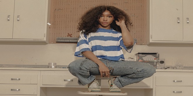 SZA - photo cred Blair Caldwell