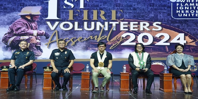 2 (L-R) Bureau of Fire Protection National Headquarters (BFP NHQ) Deputy Chief for Operations Fire Chief Superintendent (FCSUPT) Wilberto Rico Niel Kwan_1