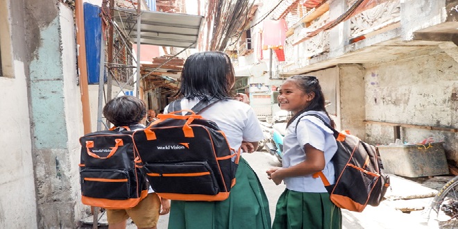 World Vision_World Vision's #OneBagOneDream to provide learning kits to 5,000 children_photo3