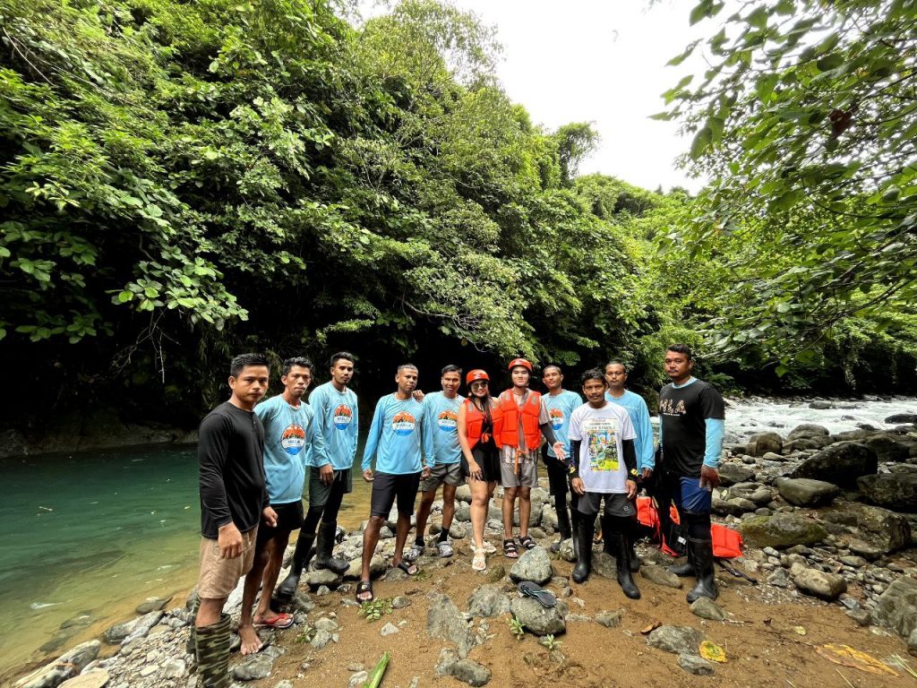 Wazzup.PH Team with Masla Community Nature Adventure Guides