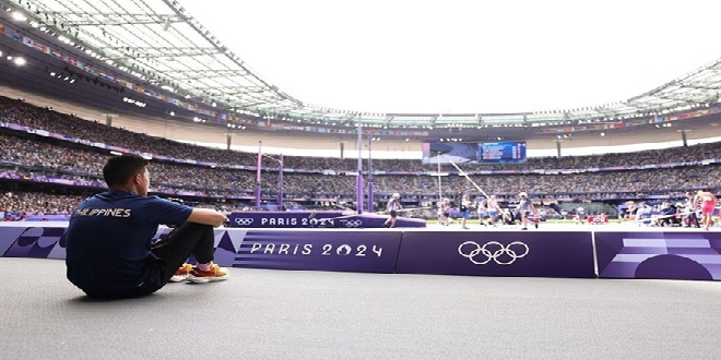 EJ Obiena Breaks Barriers Top 4 Finish in Pole Vault at Paris Olympics