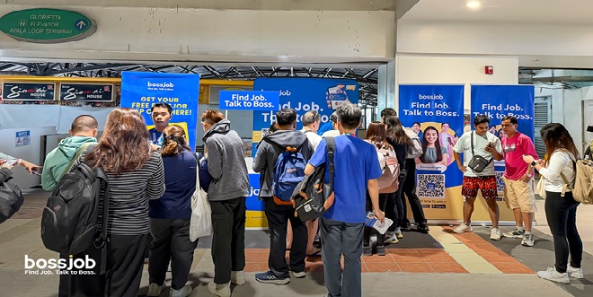 Bossjob Offers Free Beep Cards to Commuters at Ayala MRT